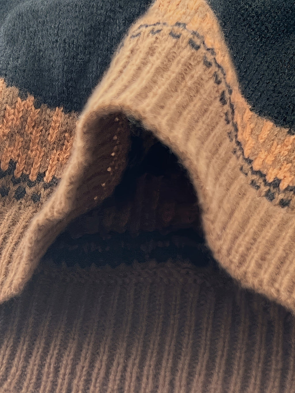 Womens Chunky Jacquard Round Neck Sweater with a Nature Inspired Pattern in Eight Colors