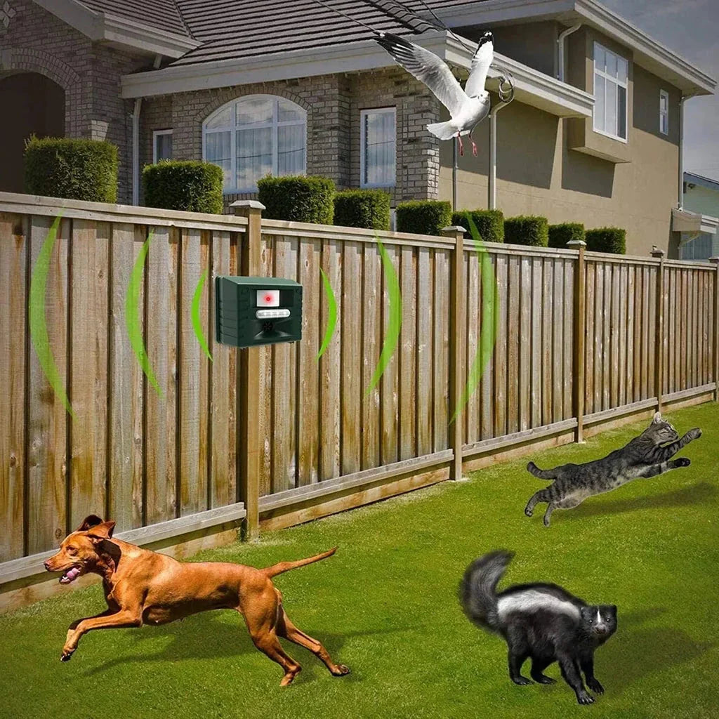 Ultrasonic Bird Repeller with Solar Power and LED Flash Lights, 170-Degree Coverage All Vera Mart