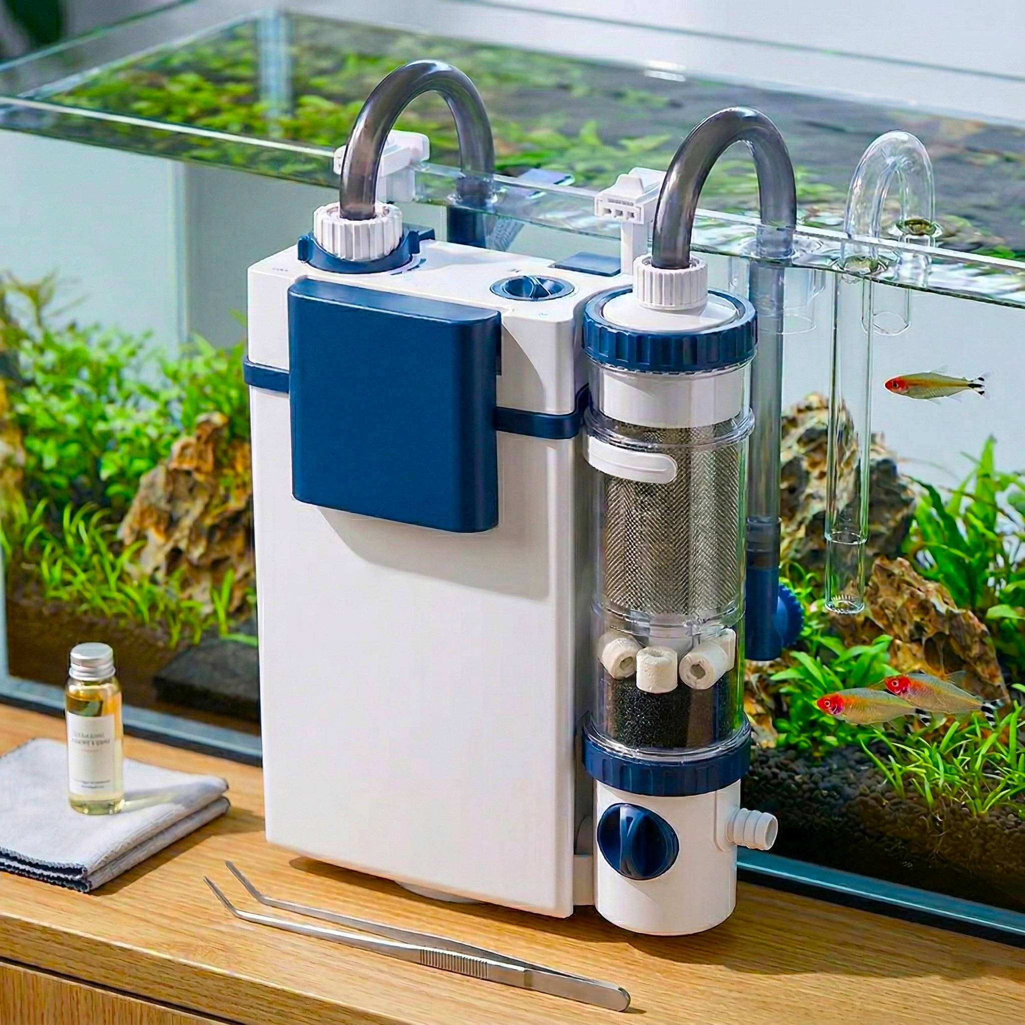 Hang On Aquarium Filter with Three-Stage Filtration and Surface Skimmer, 500L/H All Vera Mart
