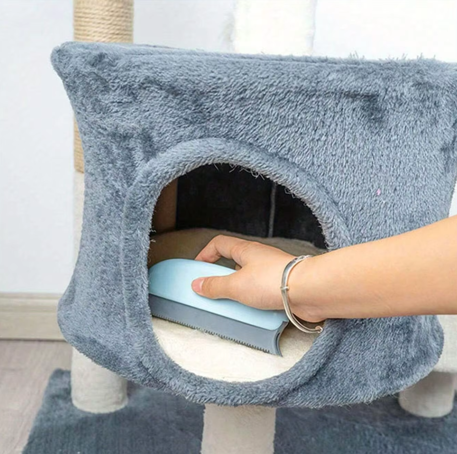 Reusable Pet Hair Remover Tool with Rubber Blade and Collection Chamber All Vera Mart