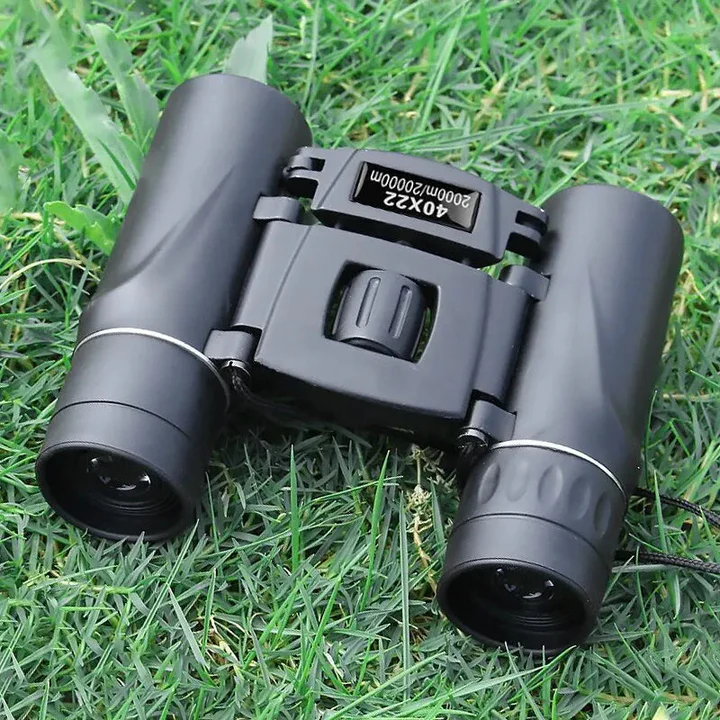 40x22 Folding Binoculars with Central Focus, Multi Coated Lenses and a Carrying Pouch
