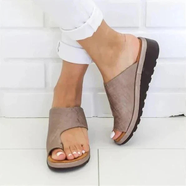 Arch Support Sandals with Curved Sole and Padded Straps, Slip-Resistant Outsole All Vera Mart