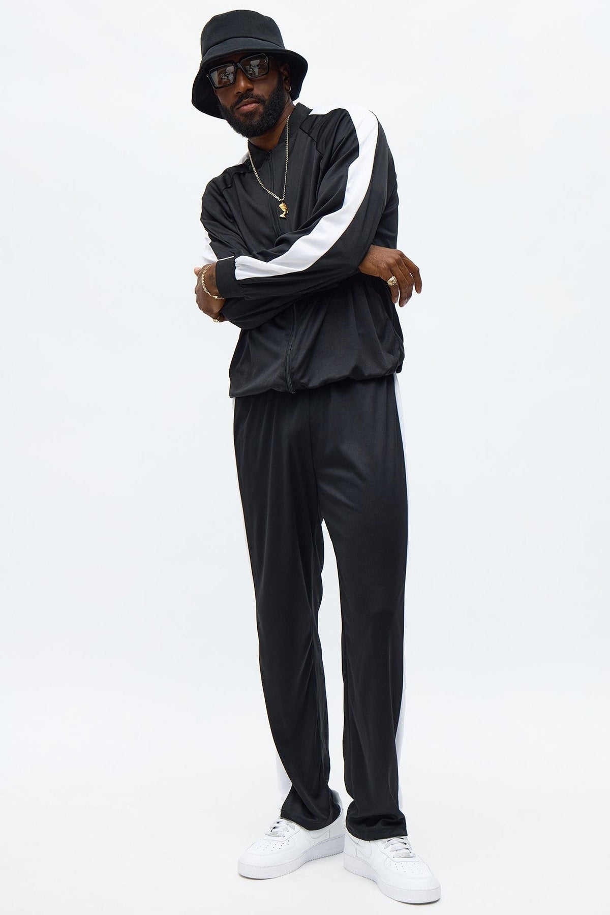 Two Piece Retro Costume Set with Black and White Contrast for Adults