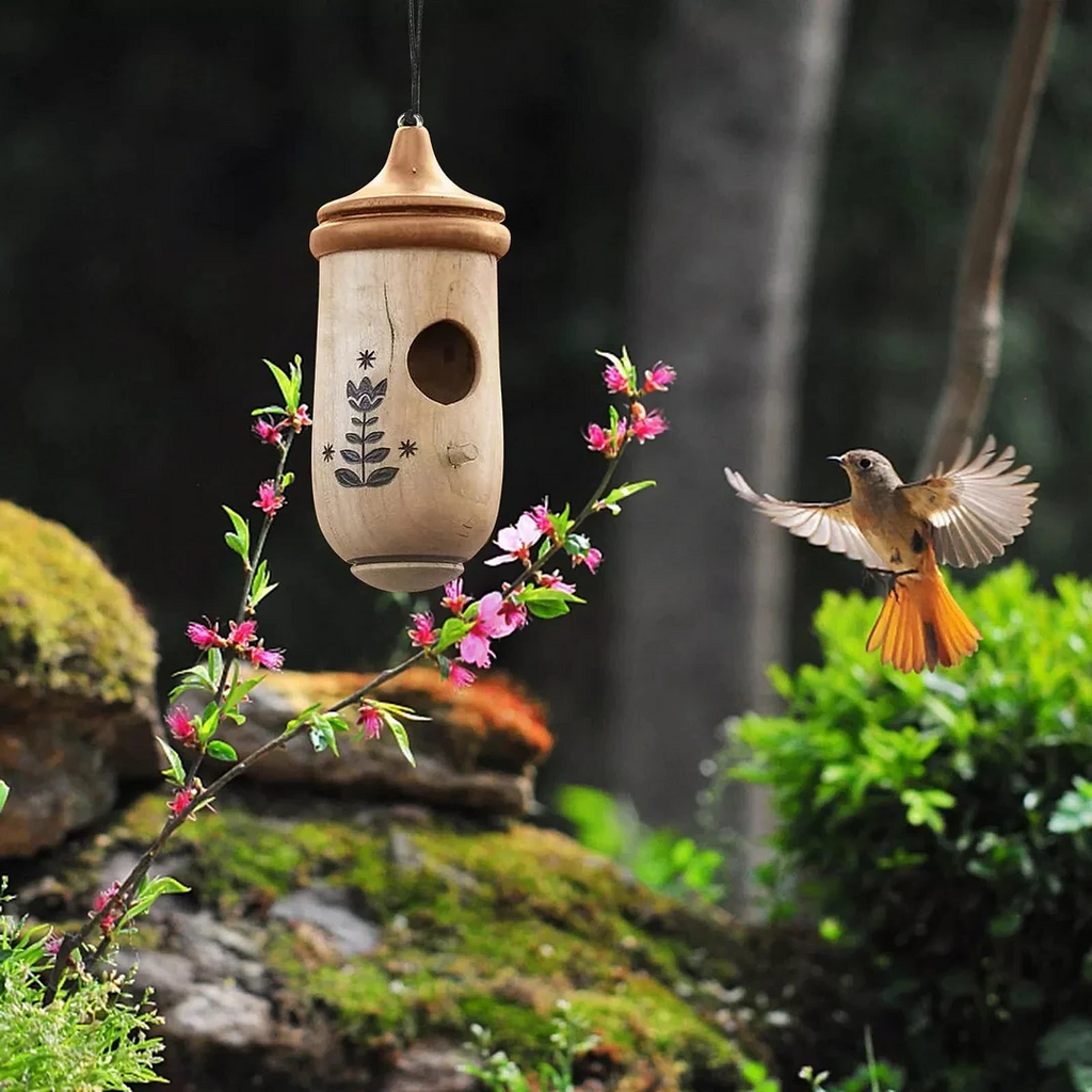 Hummingbird Nesting House with Wood Grain Finish and Hanging Hook All Vera Mart