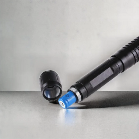 Blue Laser Torch with Adjustable Beam Focus and 16,404 Foot Range All Vera Mart