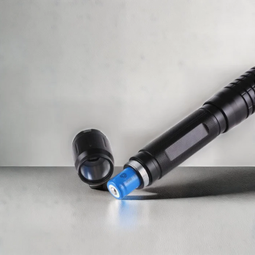 Blue Laser Torch with Adjustable Beam Focus and 16,404 Foot Range All Vera Mart