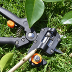 Grafting Tool with Three Interchangeable Steel Blades and Ergonomic Grip All Vera Mart