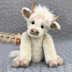 Highland Cattle Plush with Realistic Moo Sound and Movable Joints, 9.84 Inches All Vera Mart