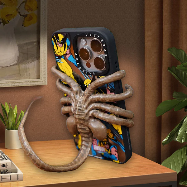 Creature Phone Holder with Poseable Legs and Adjustable Tail Grip All Vera Mart