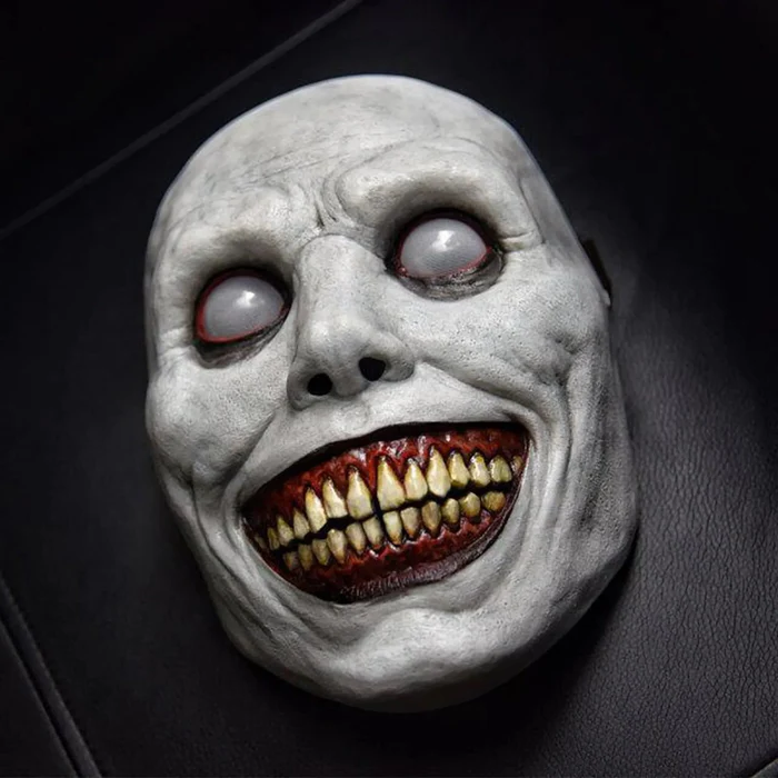 Full Head Latex Mask with Oversized Grinning Face and White Eyes for Halloween All Vera Mart