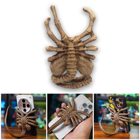 Creature Phone Holder with Poseable Legs and Adjustable Tail Grip All Vera Mart