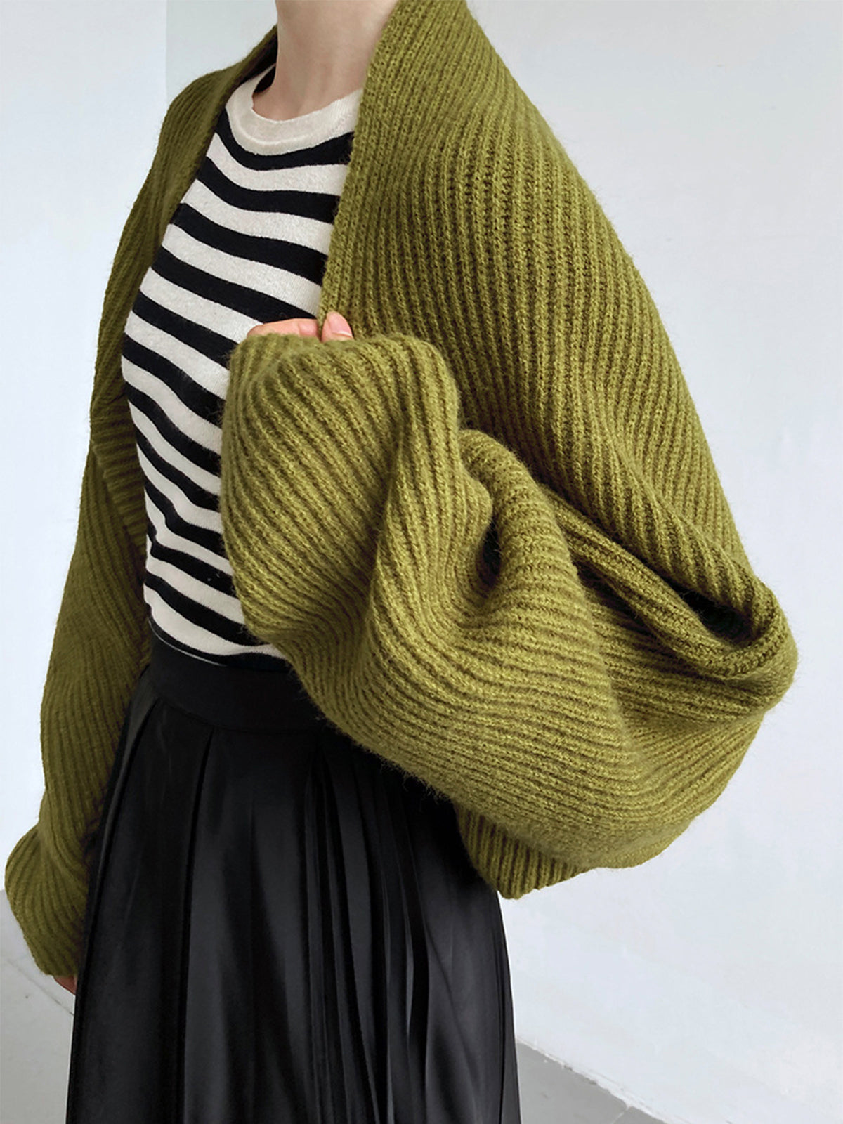 Open Front Knit Shrug with Full Length Sleeves and Viscose Blend All Vera Mart