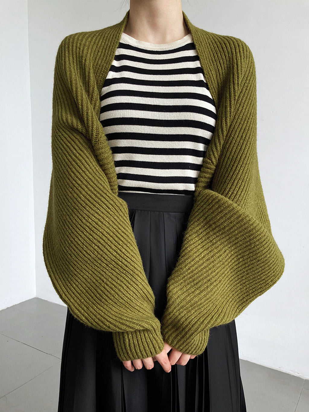Open Front Knit Shrug with Full Length Sleeves and Viscose Blend All Vera Mart